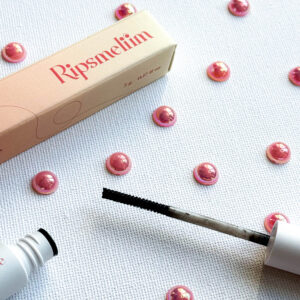 Eyelash bond